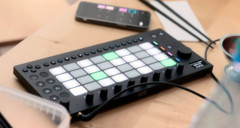 Haz clic en 'Play' para ver el vídeo oficial de lanzamiento de Ableton Move